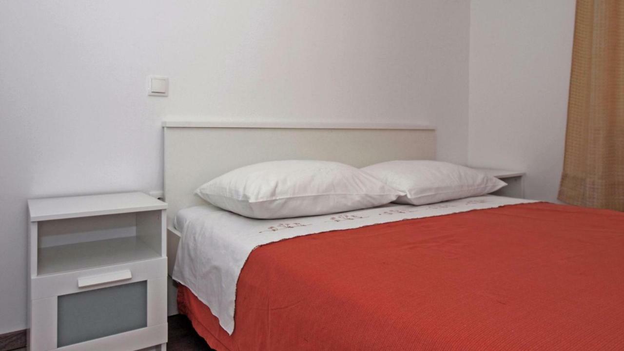 Apartments Mare Vodice Bagian luar foto