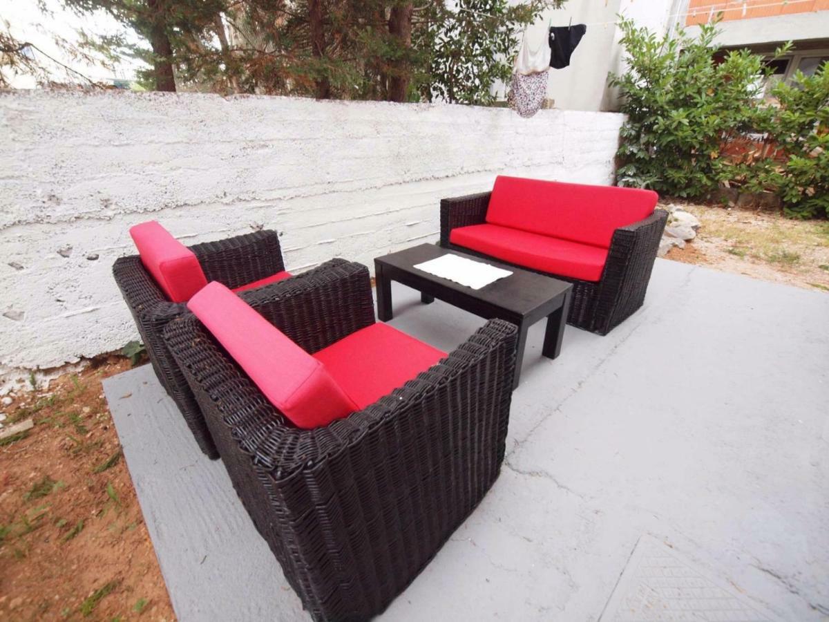Apartments Mare Vodice Bagian luar foto